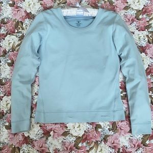 Patagonia Long Sleeve crew neck pullover top